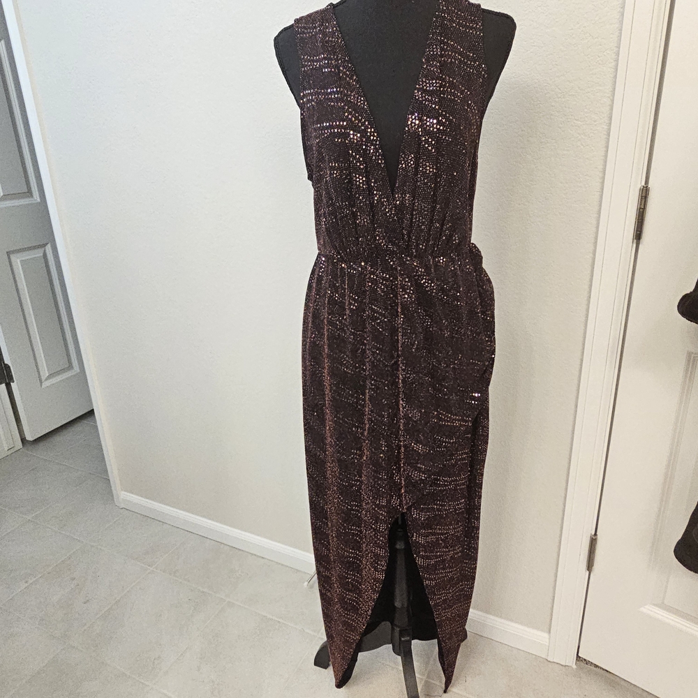 Chic Black and Gold High-Low Women's Dress